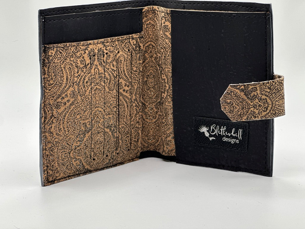 Gallivantar Passport Wallet