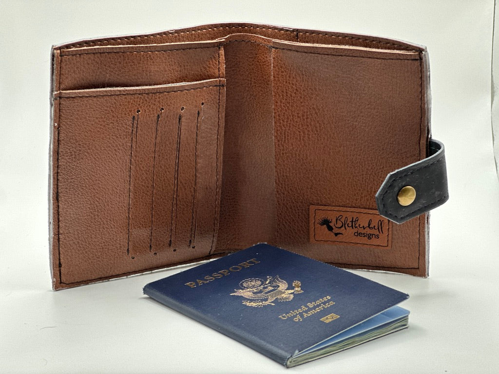 Gallivantar Passport Wallet