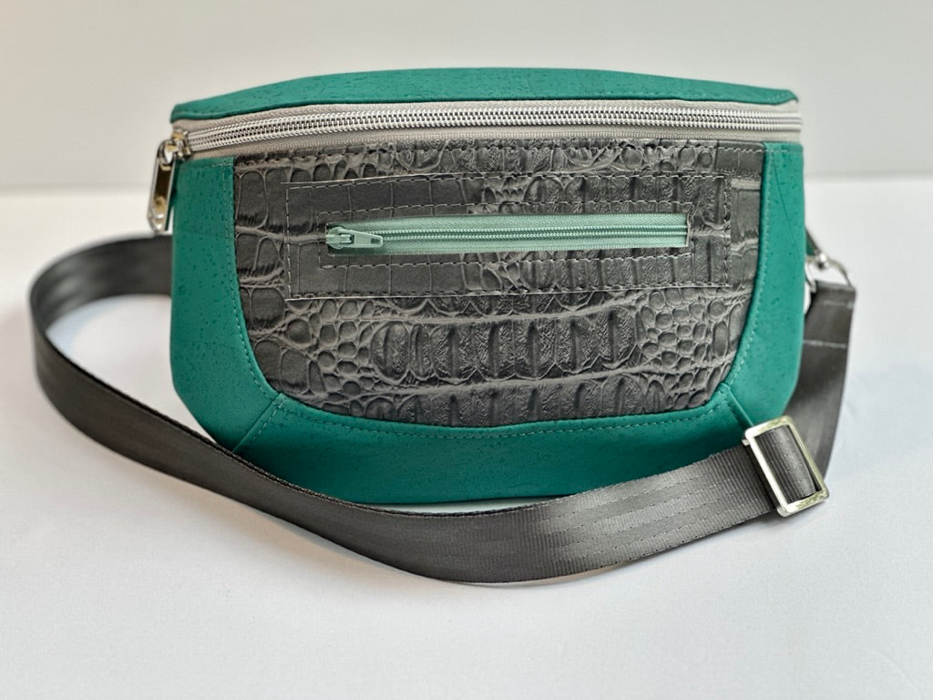 Clamshell Waistpack/Sling